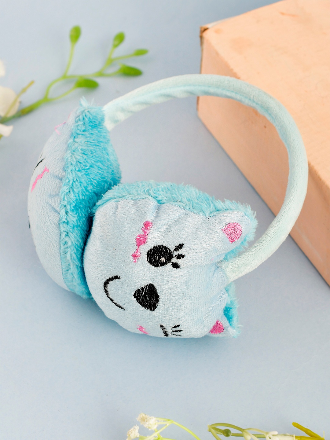 

Silvermerc Designs Girls Blue & Black Fur Hairband