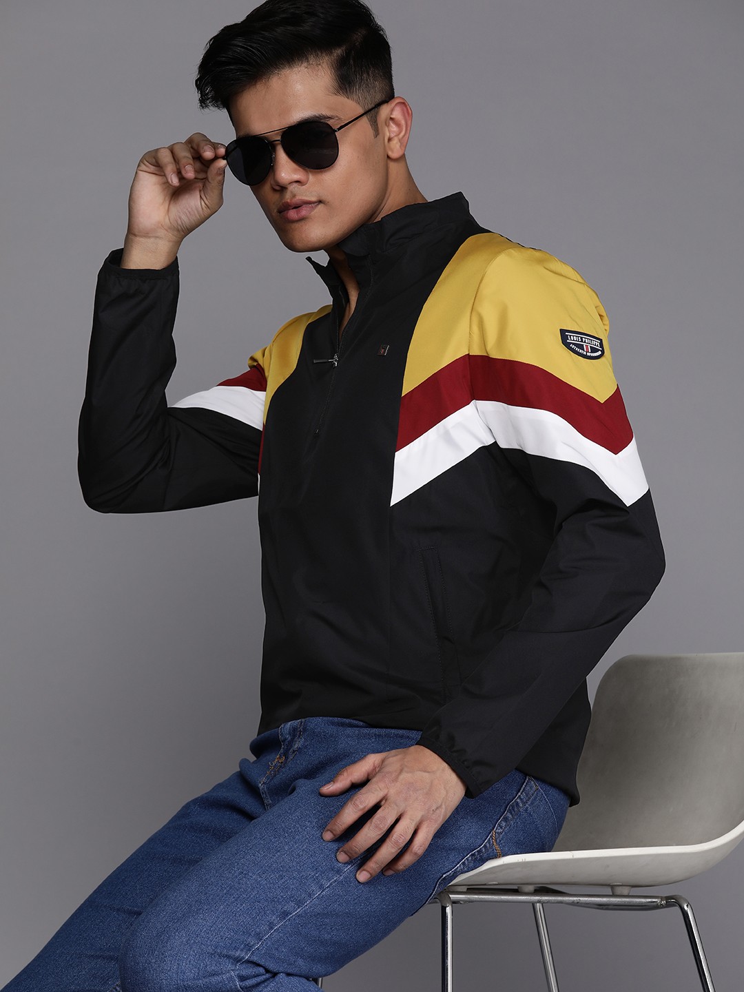 

Louis Philippe Sport Colourblocked Half Zipper Sweatshirt, Black