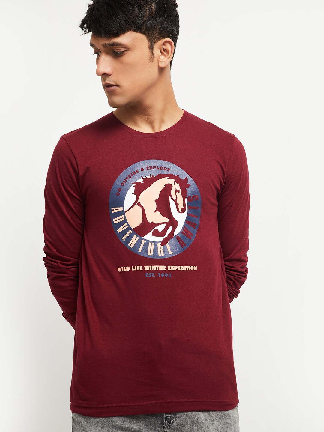 

max Men Burgundy Printed Raw Edge T-shirt