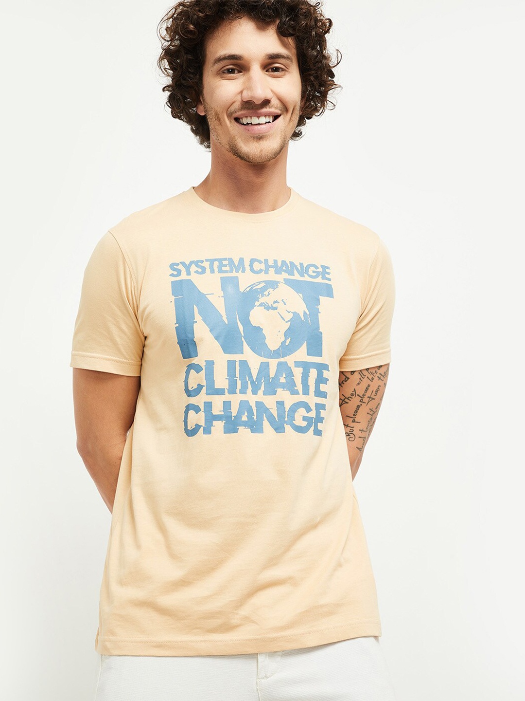 

max Men Orange & Blue Typography Printed T-shirt