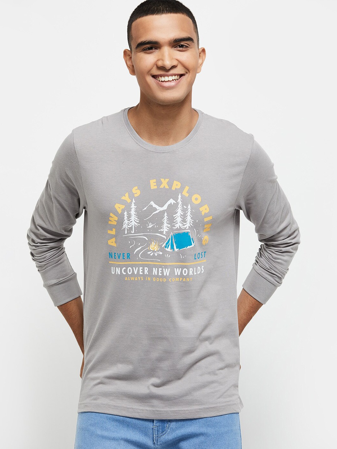 

max Men Grey & White Printed Round Neck T-shirt