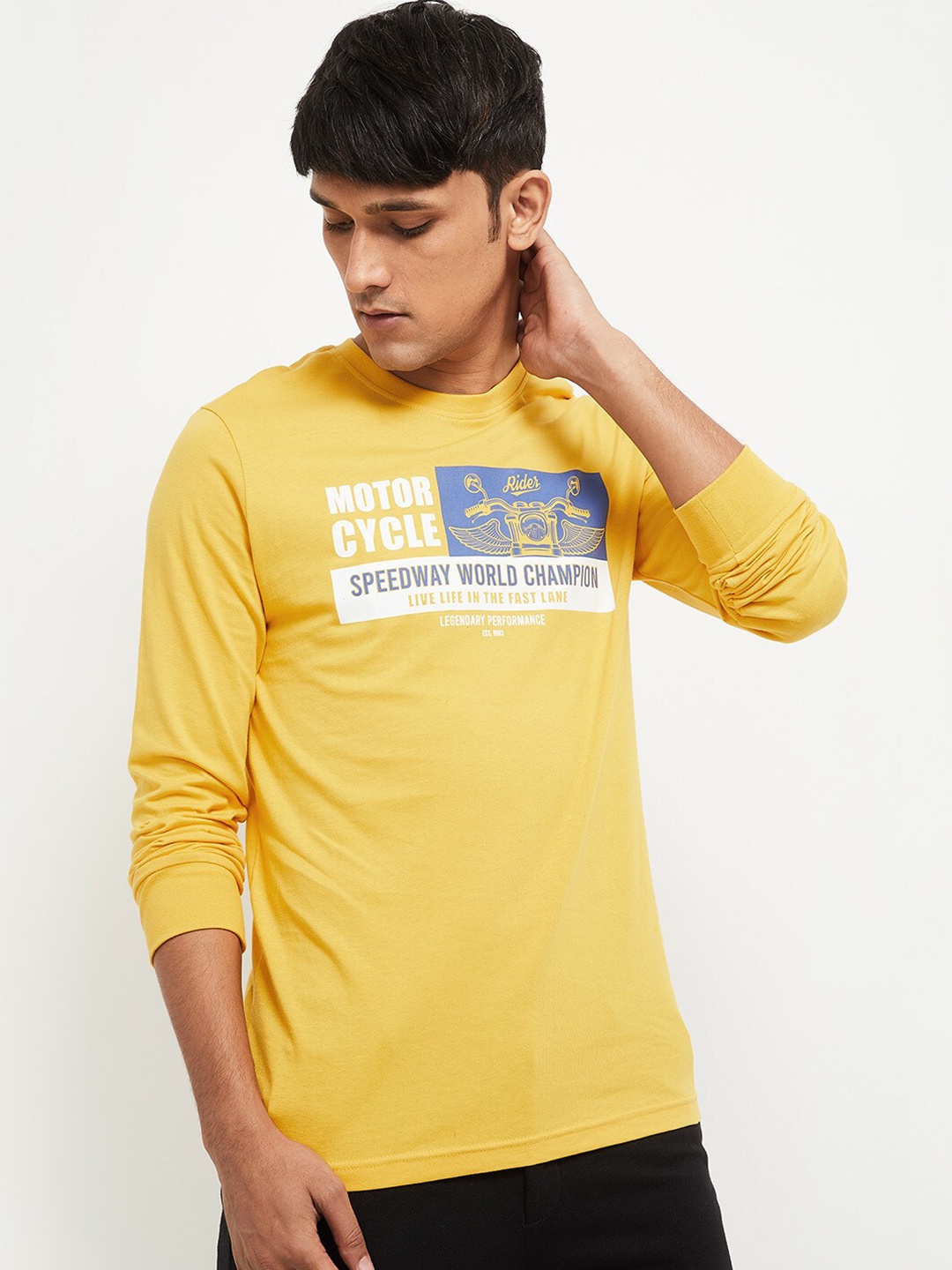 

max Men Yellow Typography Printed Applique T-shirt