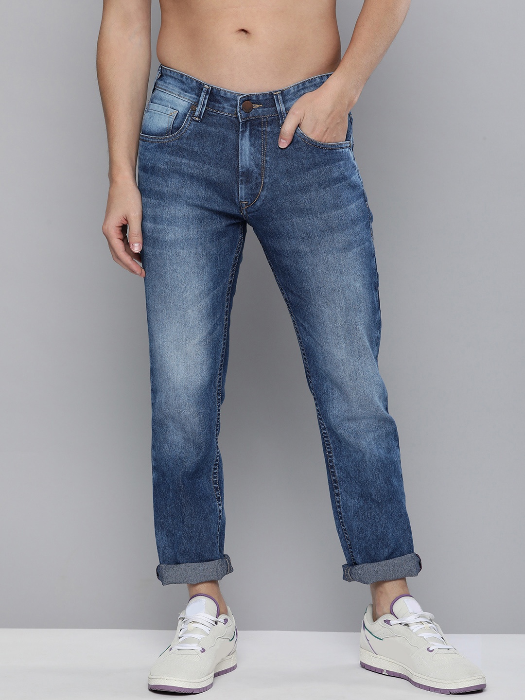 

HERE&NOW Men Indigo Light Fade Stretchable Casual Jeans, Blue