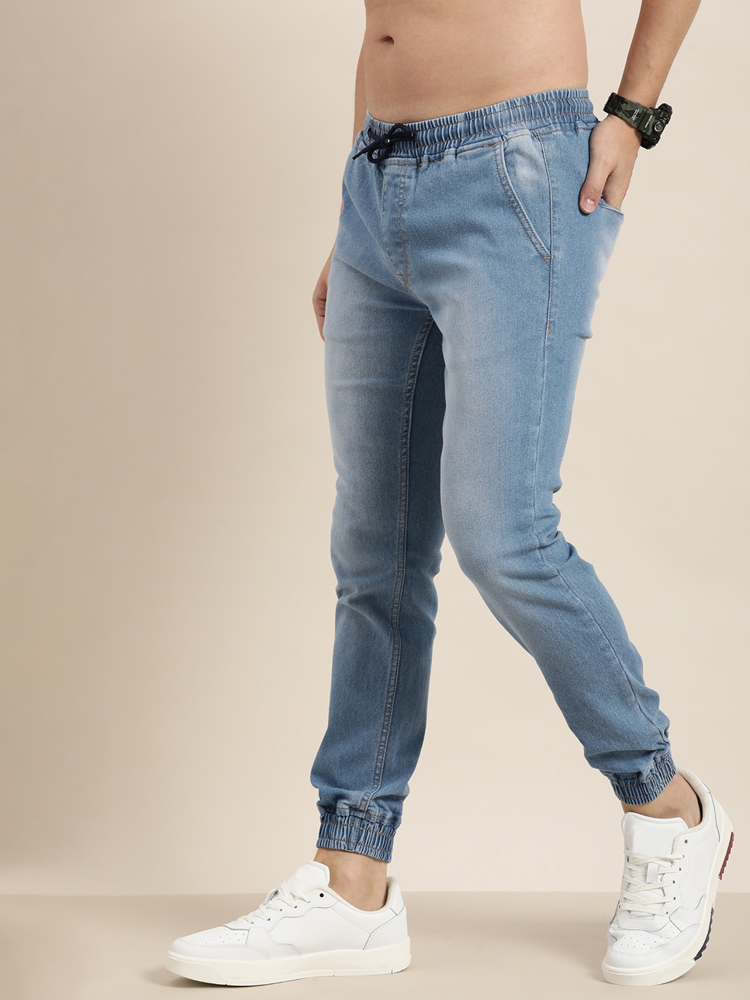 

Moda Rapido Men Blue Mid-Rise Jogger Light Fade Jeans