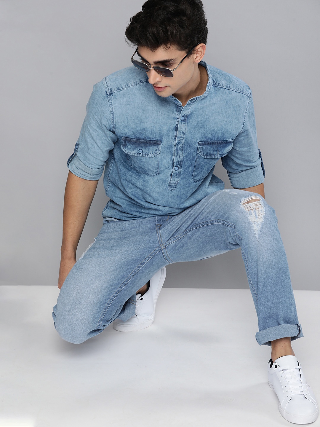 

HERE&NOW Men Indigo Light Fade Stretchable Slim Fit Casual Jeans, Blue