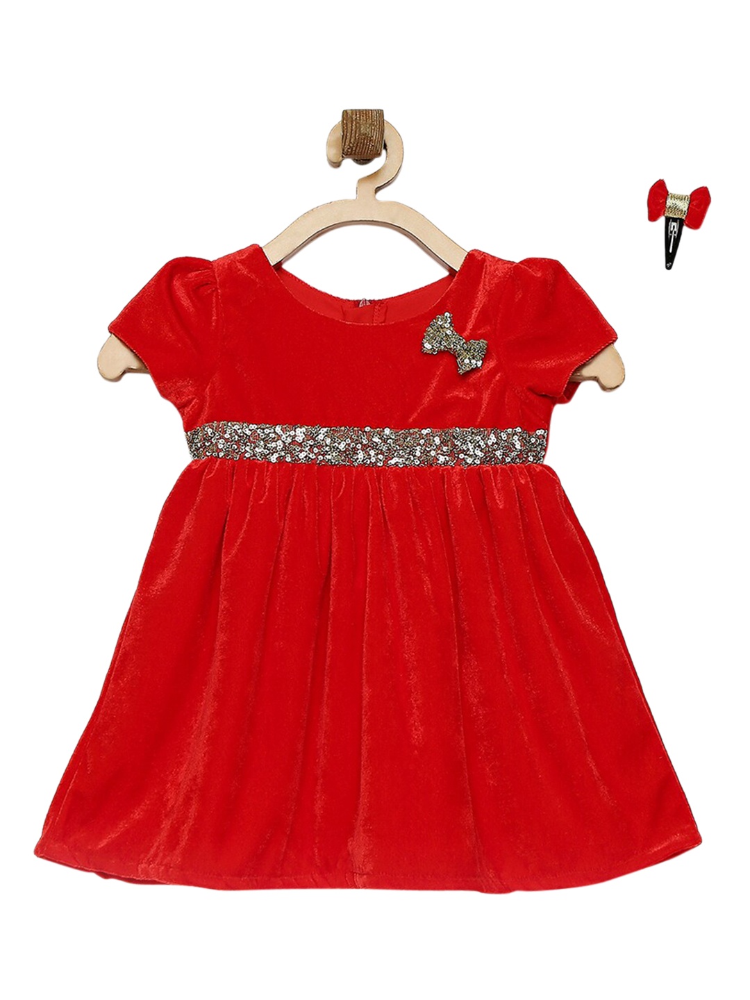 

MANY FROCKS & Girls Red & Silver-Toned Embellished Velvet Dress with Hair Clip