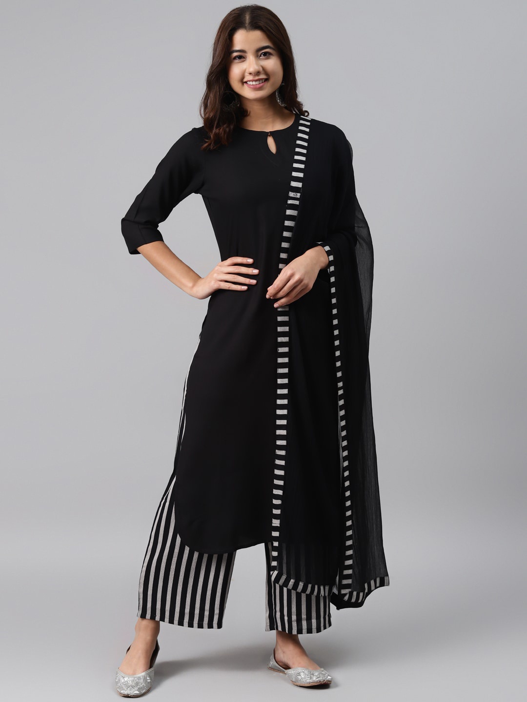 

Gerua By Libas Women Black White Regular Kurta With Palazzos Dupatta