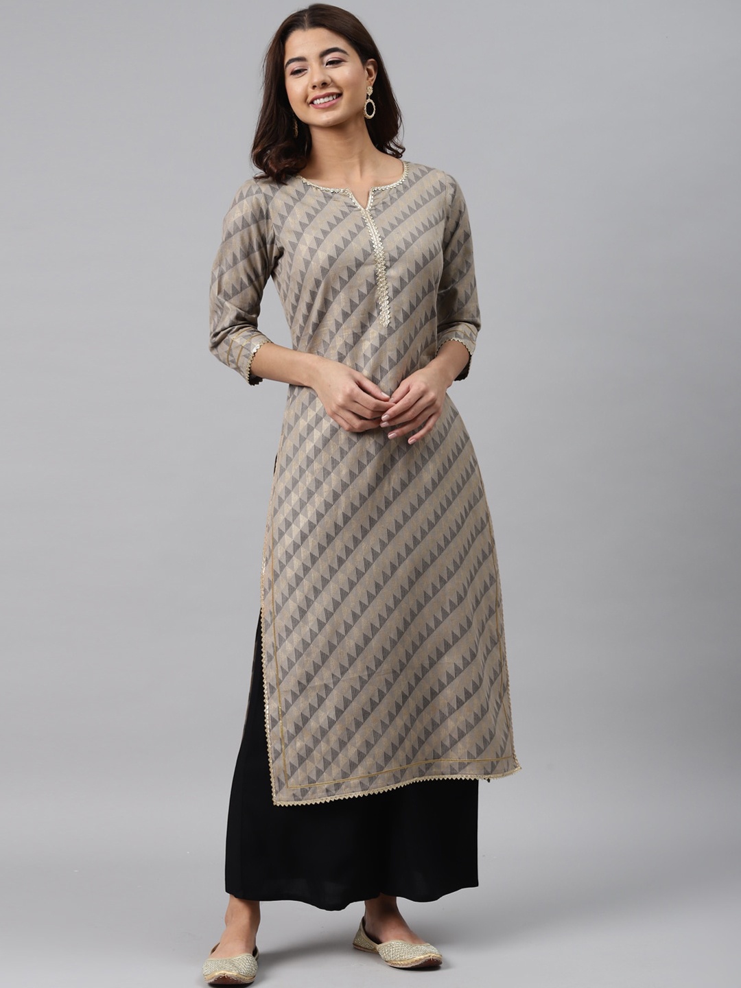 

GERUA Women Beige Geometric Kurta