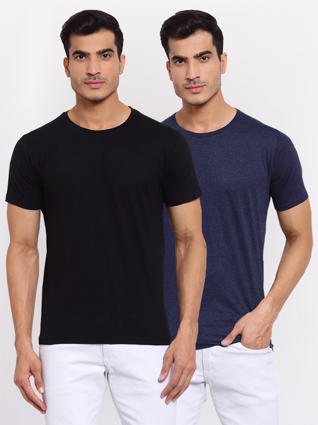 

FERANOID Men Pack of 2 Black & Blue Solid Round Neck Cotton T-shirt