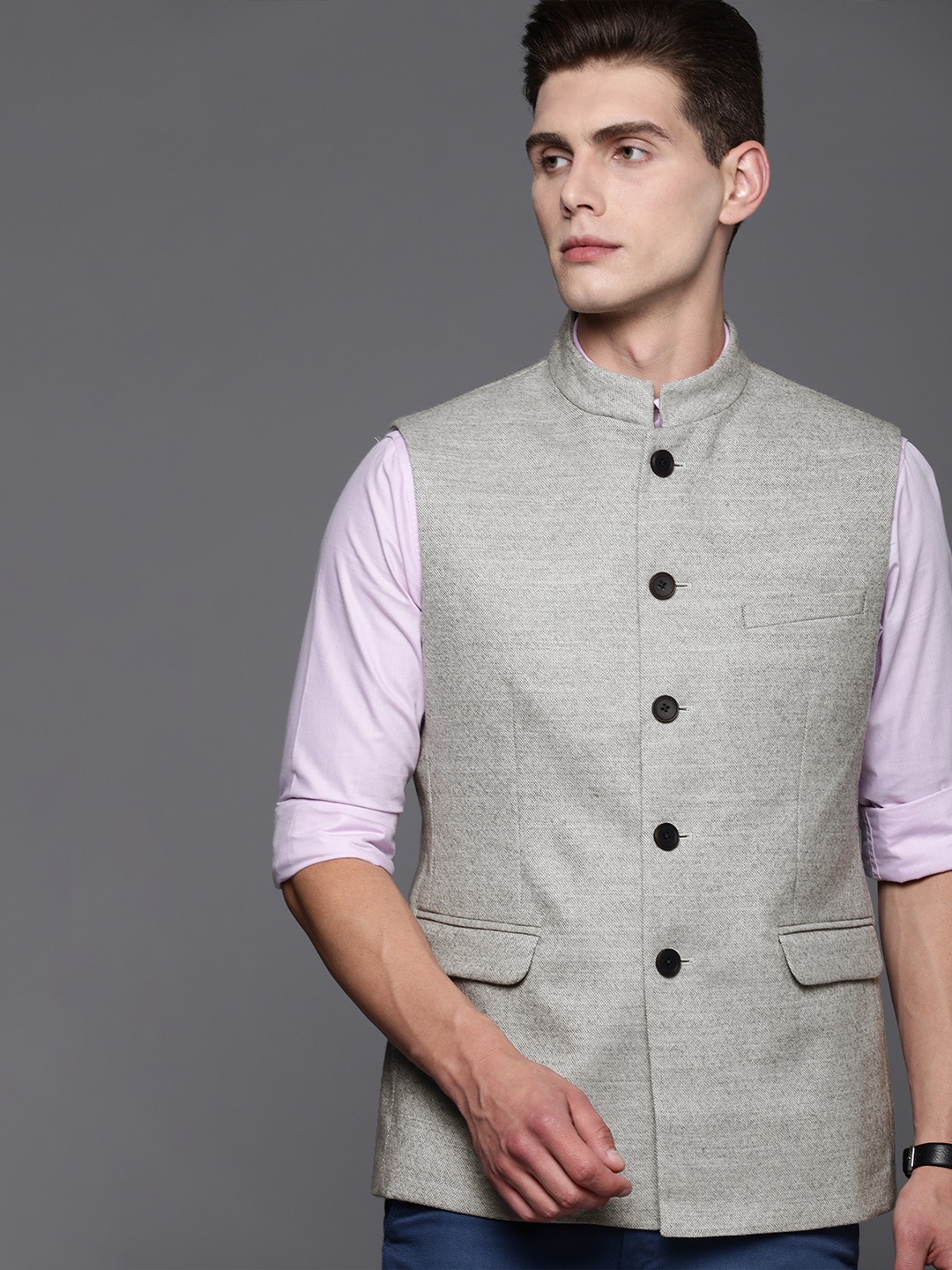 

Louis Philippe Men Grey Solid Pure Wool Nehru Jacket