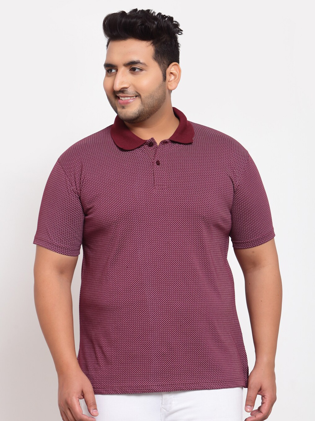 

plusS Men Maroon Polo Collar Pockets T-shirt