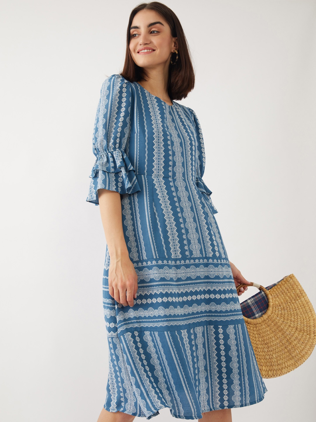 

Zink London Blue & Off White Ethnic Motifs Midi Dress