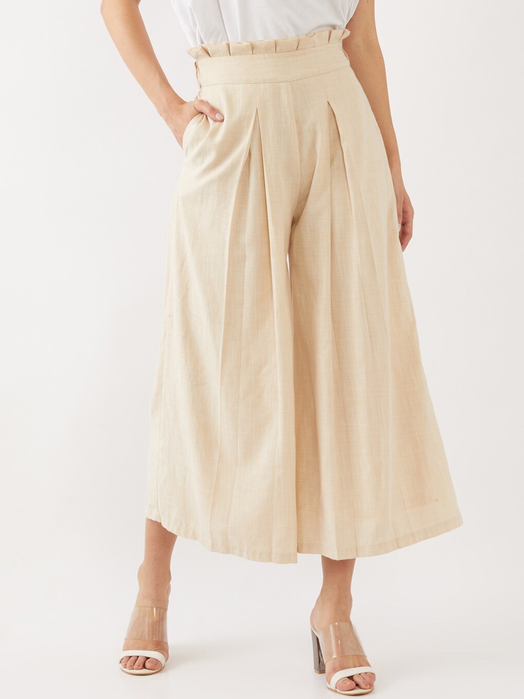 

Zink London Women Beige Loose Fit High-Rise Pleated Culottes Trousers