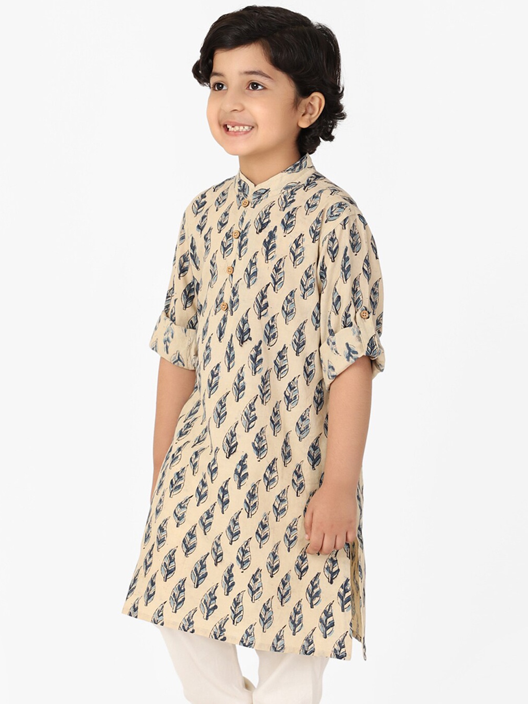 

Fabindia Boys Blue Ethnic Motifs Printed Kurta