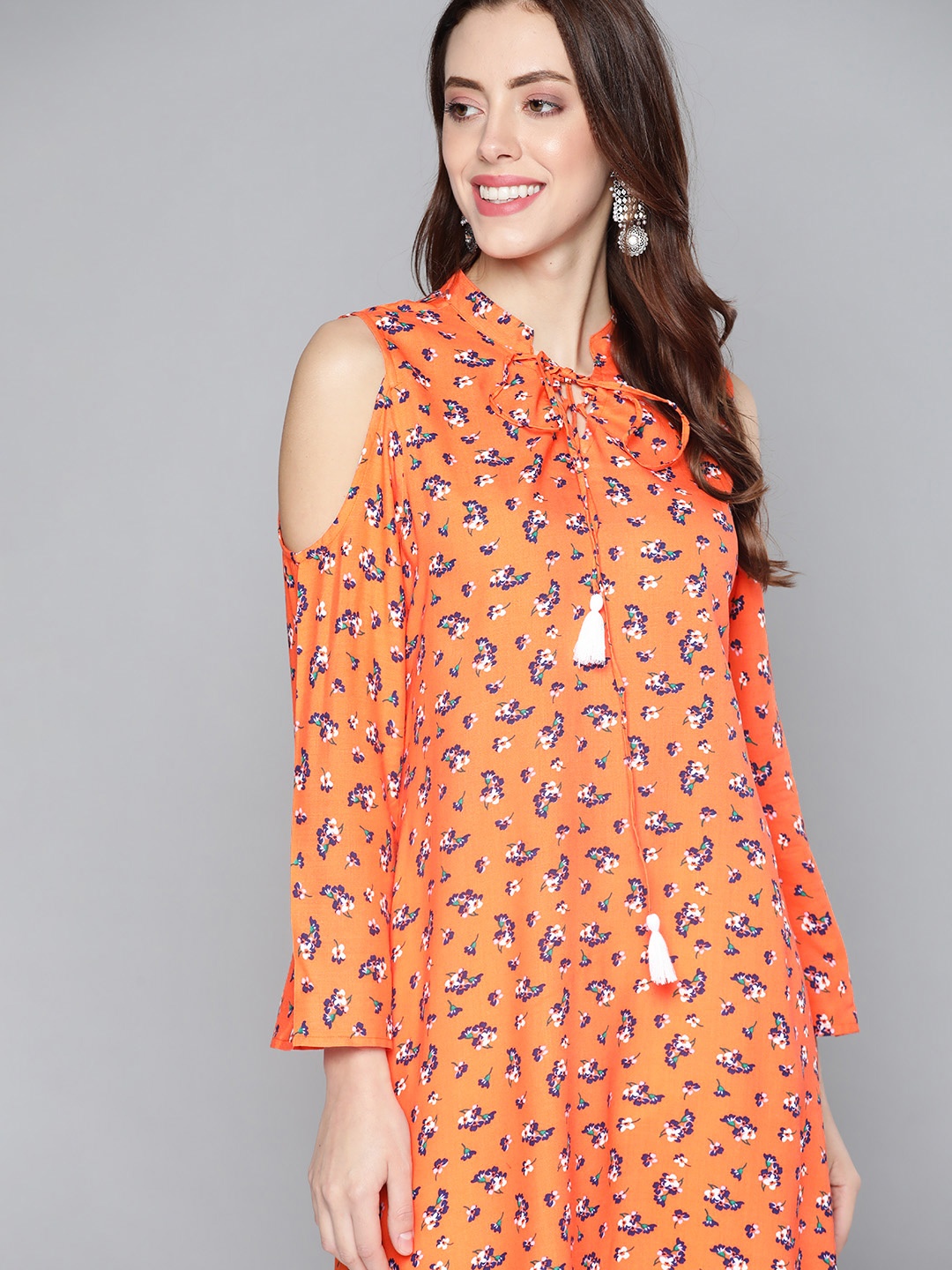 

HERE&NOW Women Orange Floral Printed Cold-Shoulder Sleeves Kurta