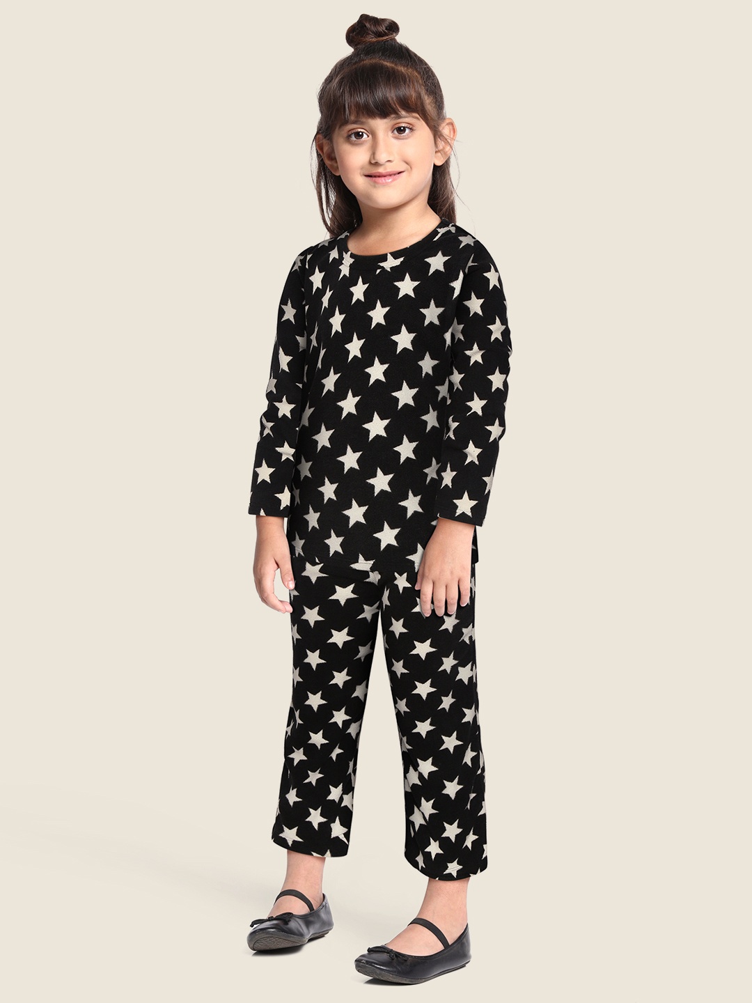 

CrayonFlakes Girls Black Printed T-shirt with Trousers