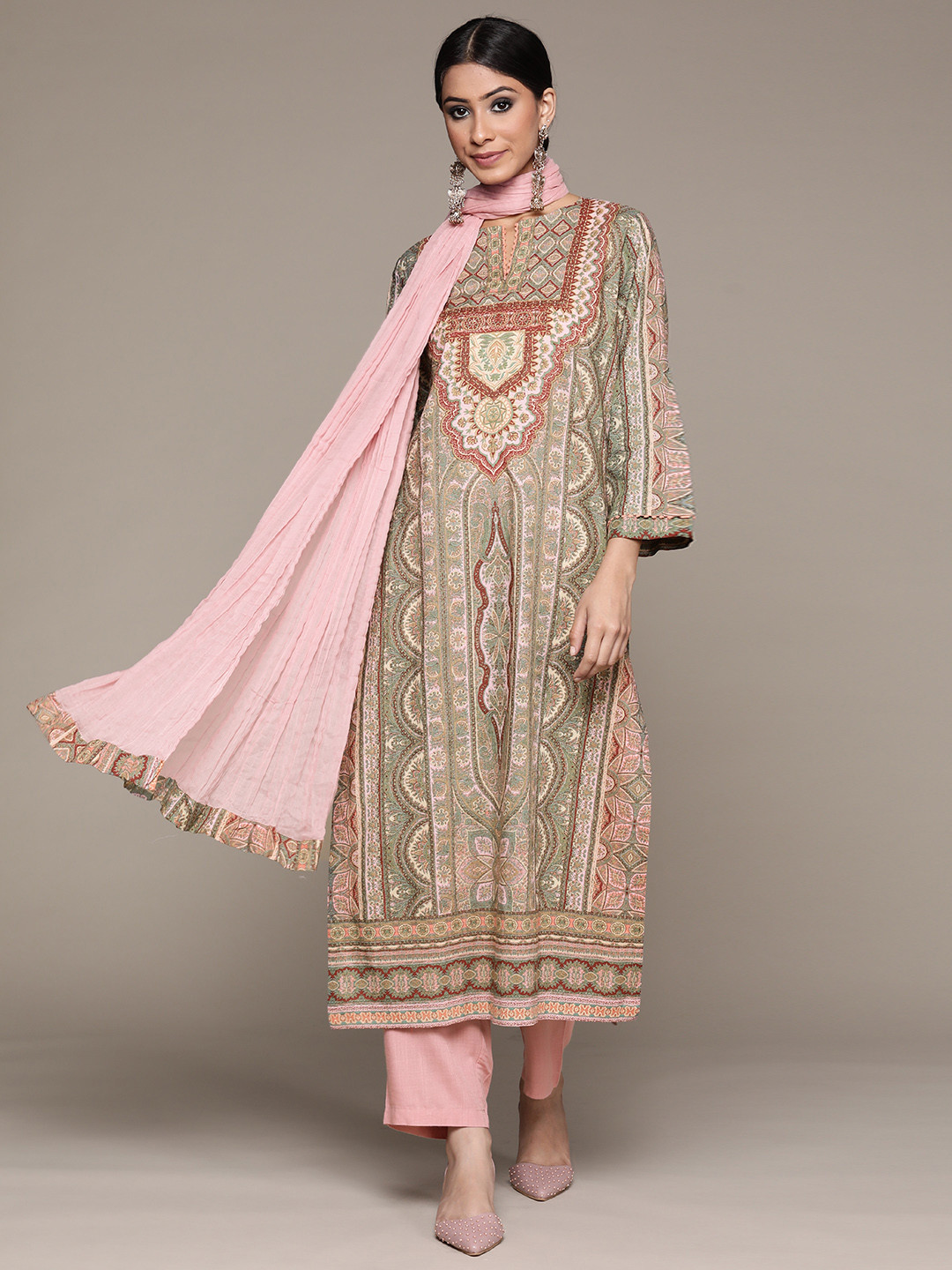 

aarke Ritu Kumar Women Green & Maroon Cotton Ethnic Print Kurta with Palazzo & Dupatta