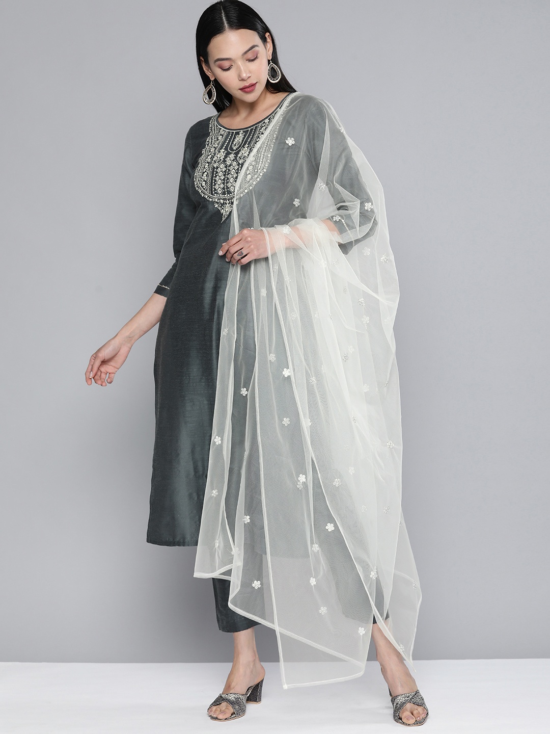 

Kvsfab Women Grey Embroidered Regular Sequinned Kurta with Trousers & With Dupatta