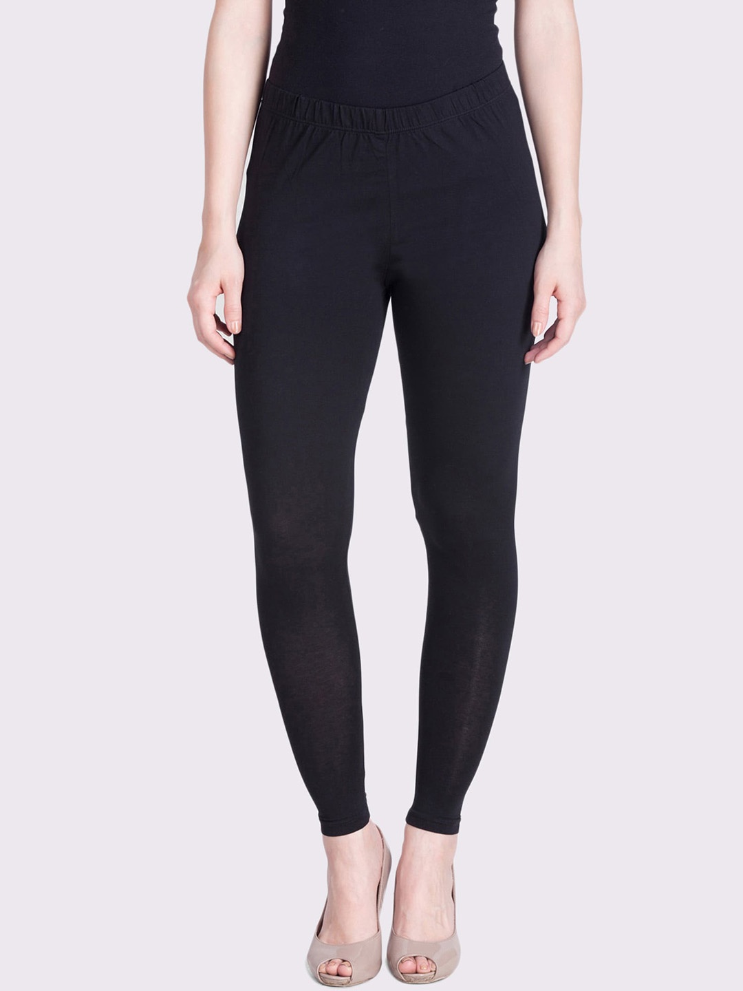 

LYRA Women Black Solid Cotton Ankle-Length Leggings