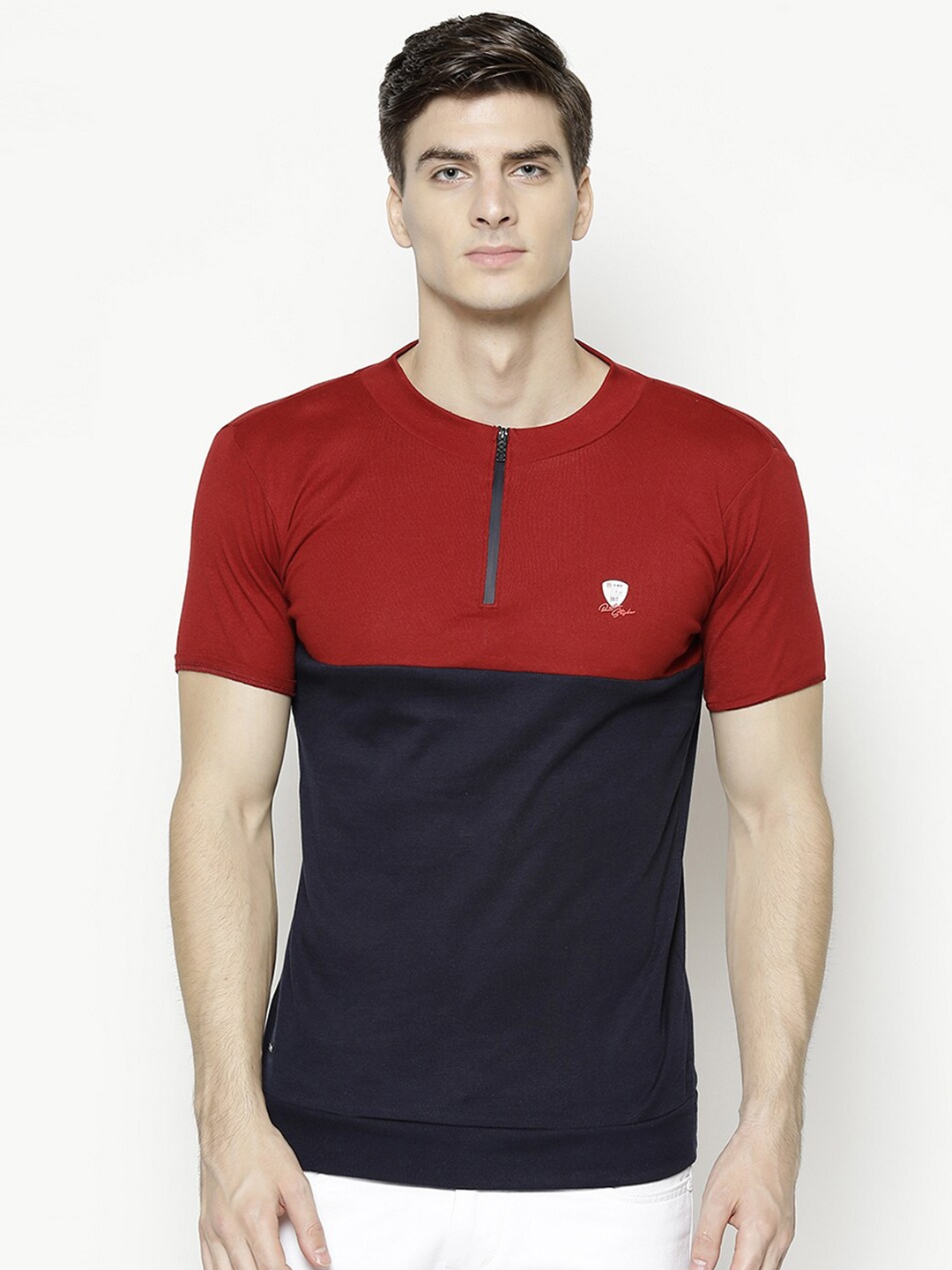 

V2 Value & Variety Men Navy Blue & Red Colourblocked Henley Neck T-shirt