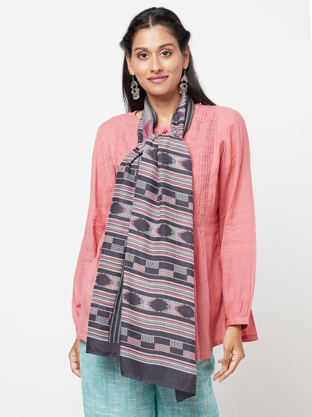 

Fabindia Women Grey & Pink Printed Stole