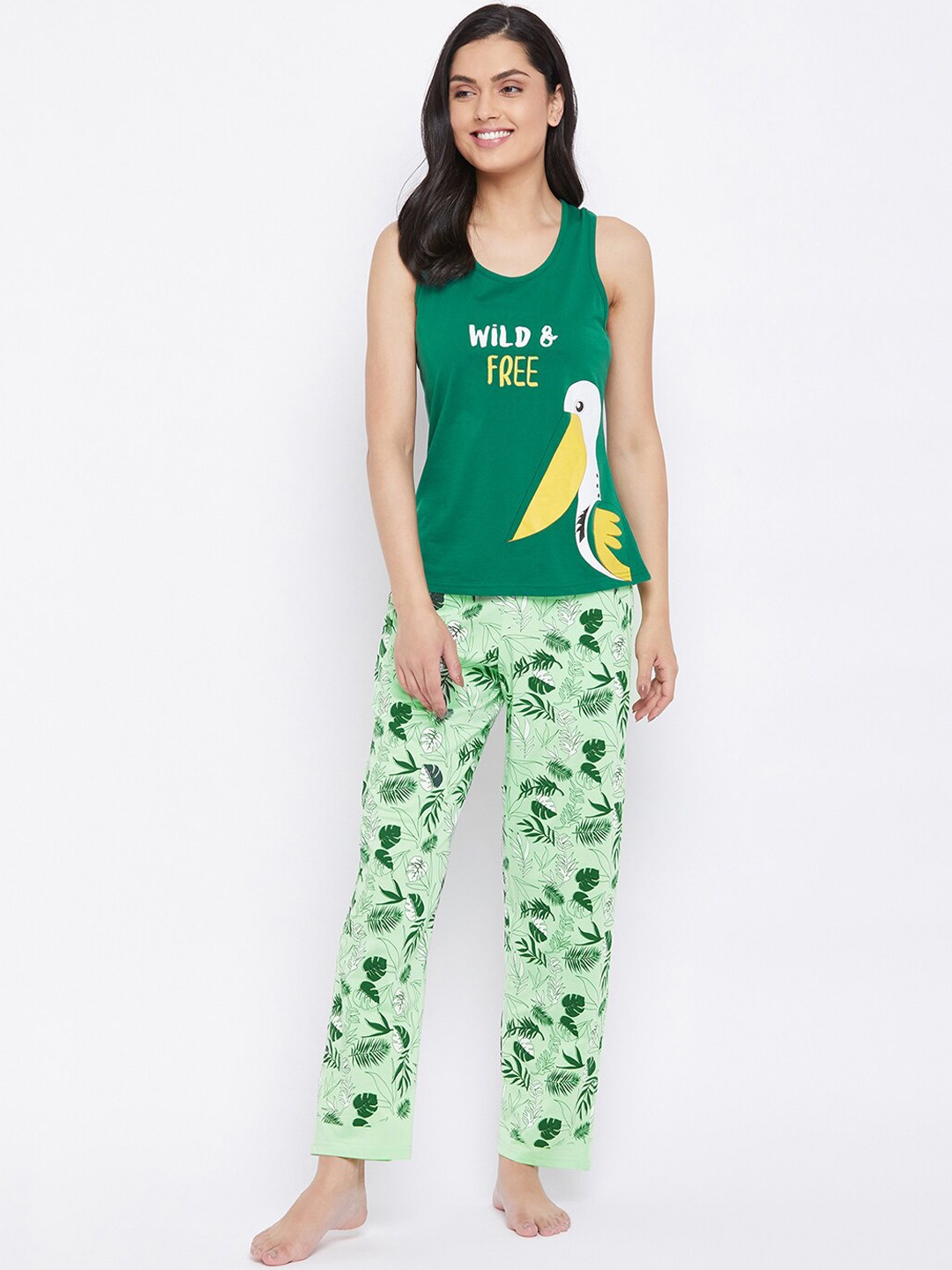 

Clovia Women Green Printed Night suit