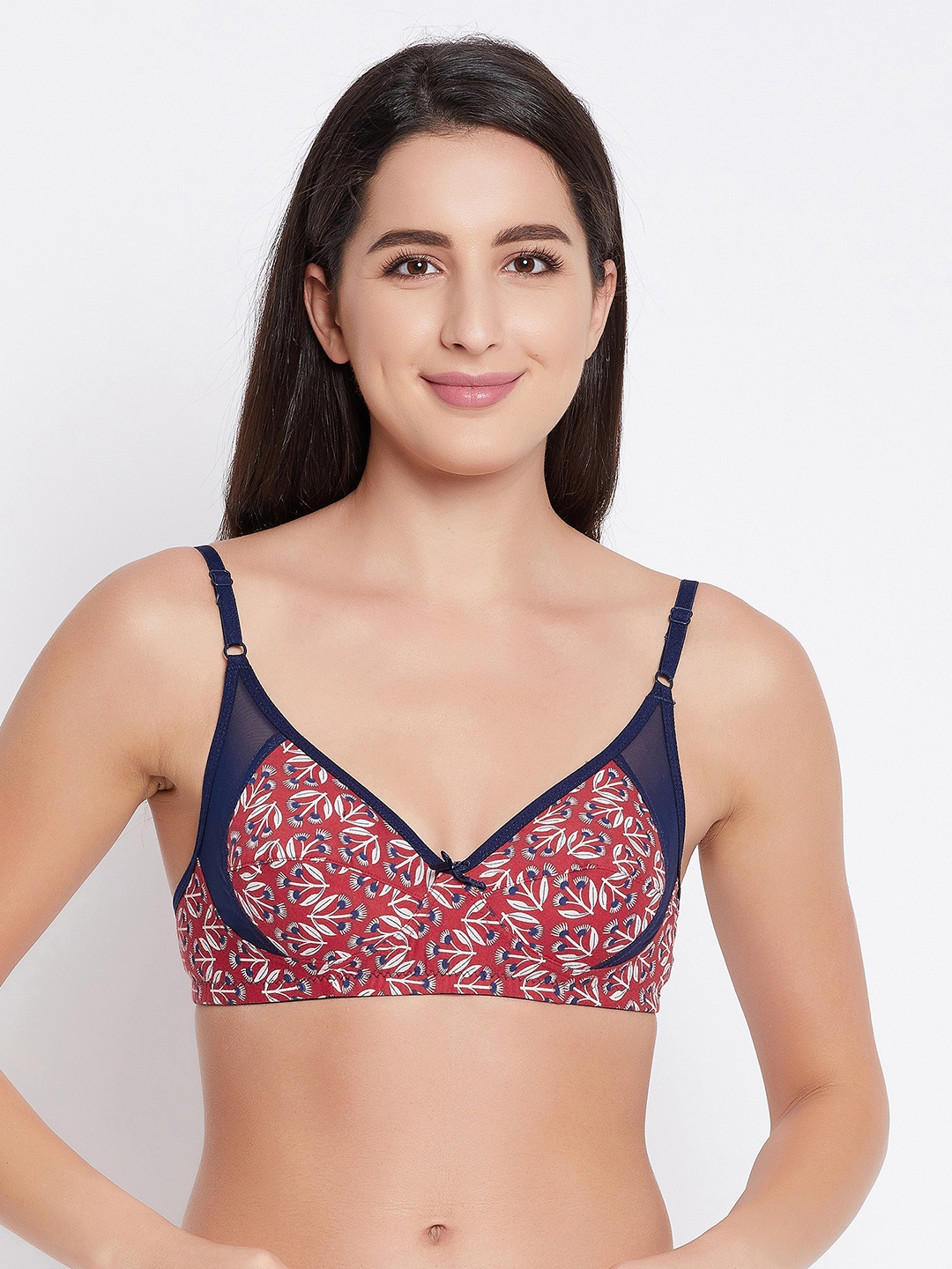 

Clovia Red & White Graphic Everyday Bra BR1780G0432B