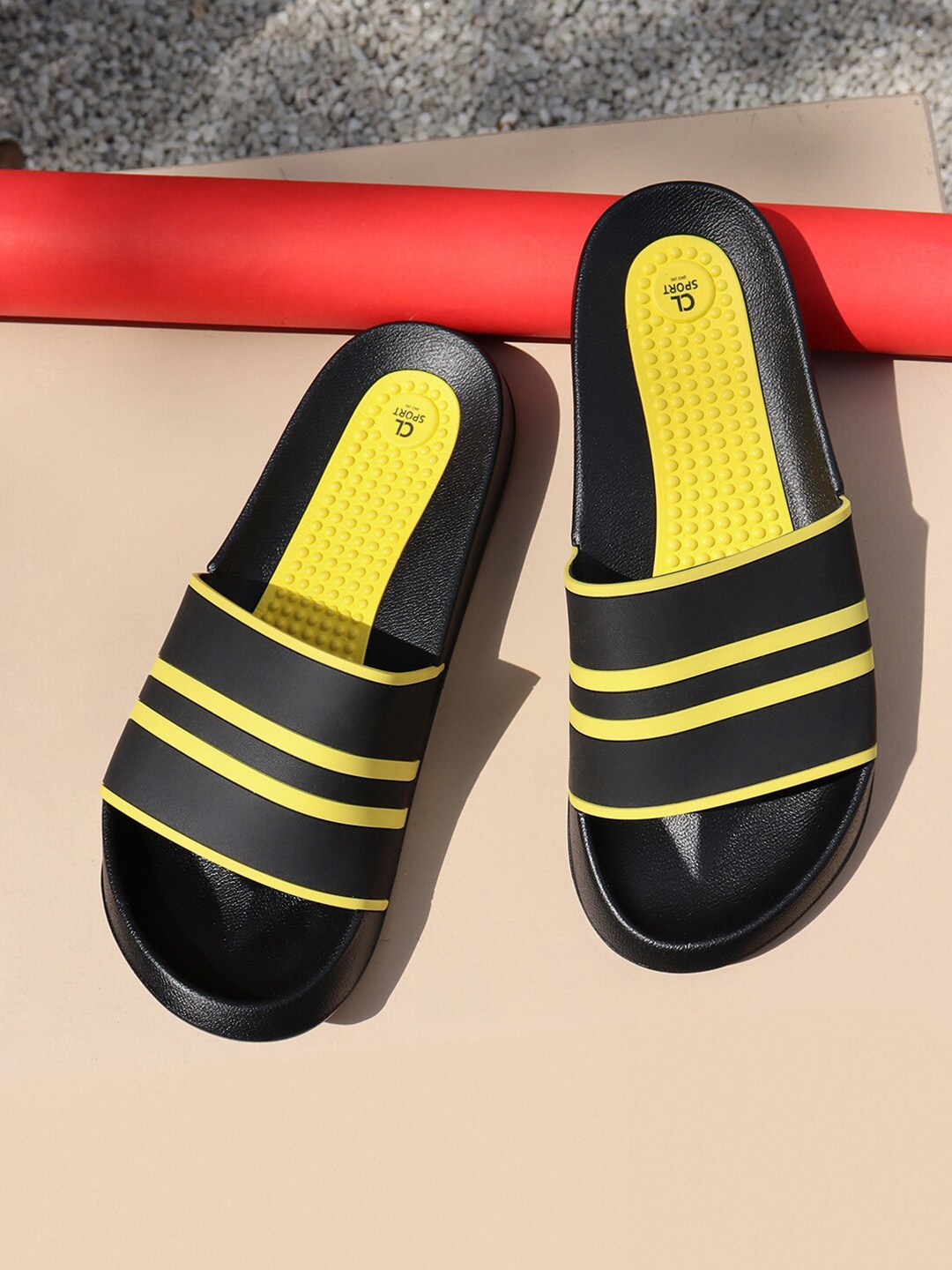 

Carlton London sports Men Black & Yellow Striped Sliders