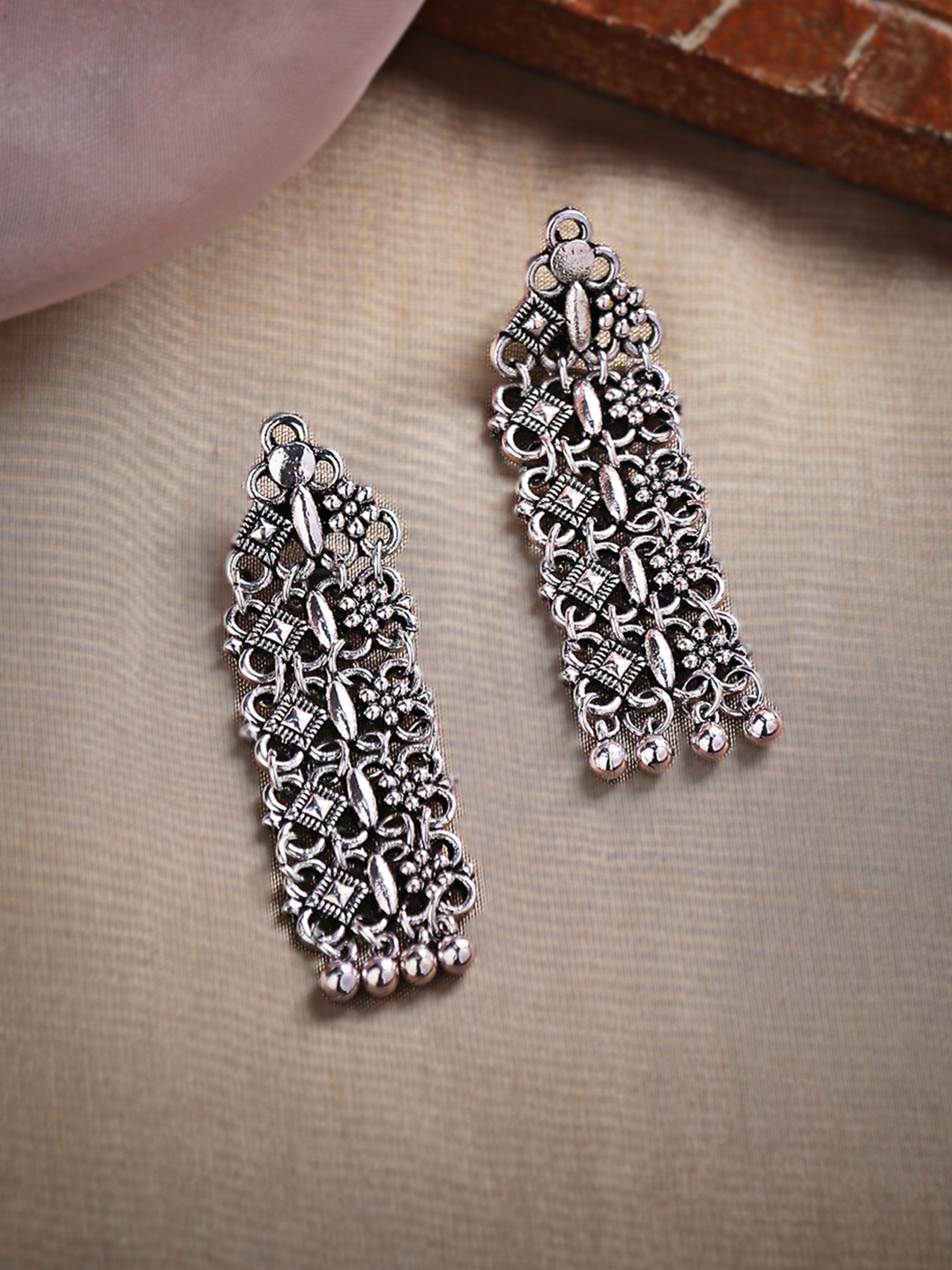 

Rubans Silver-Toned Contemporary Drop Earrings
