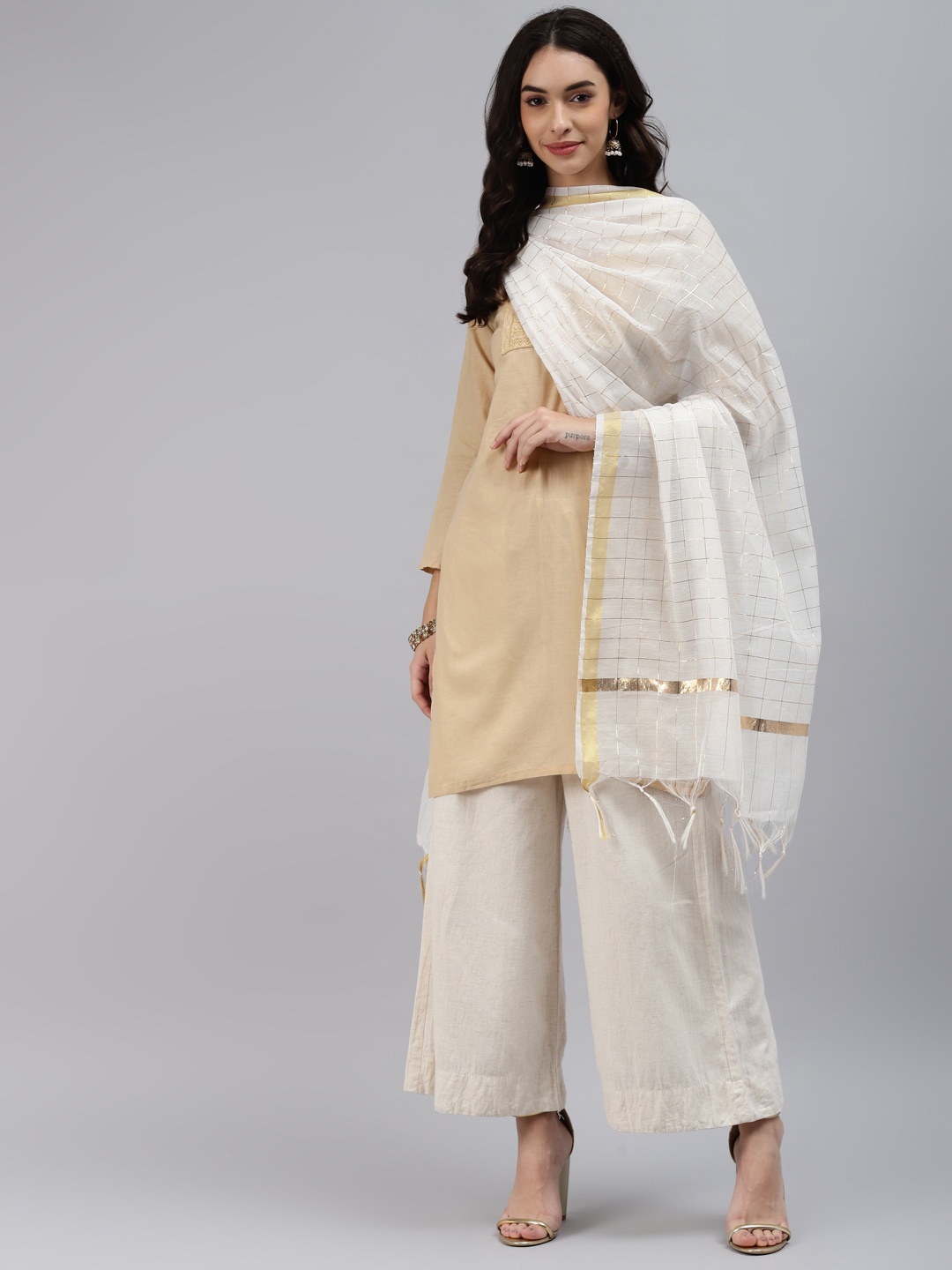

mokshi White Checked Art Silk Dupatta with Zari