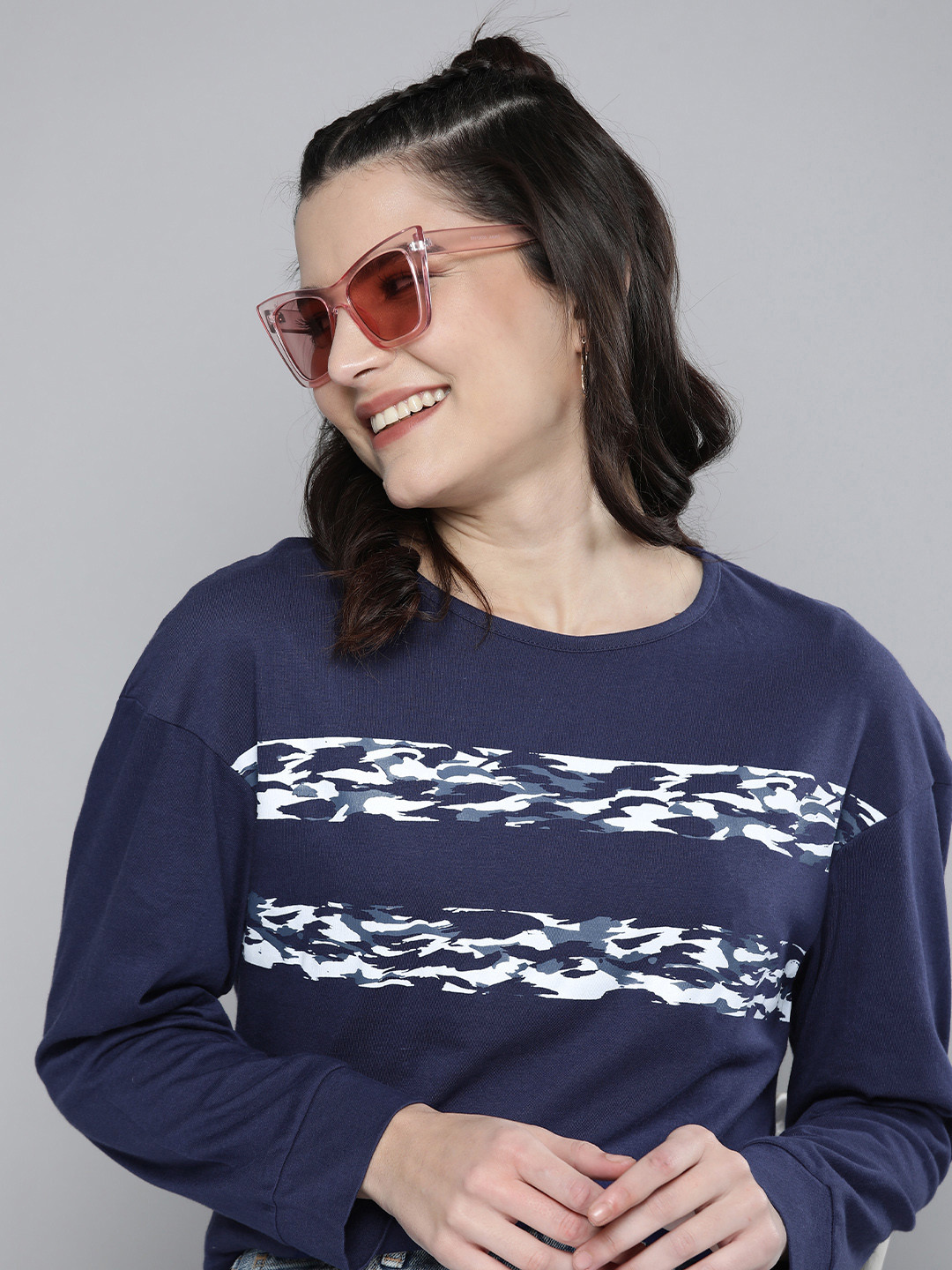 

HERE&NOW Women Blue & White Camouflage Printed Pure Cotton Round Neck T-shirt