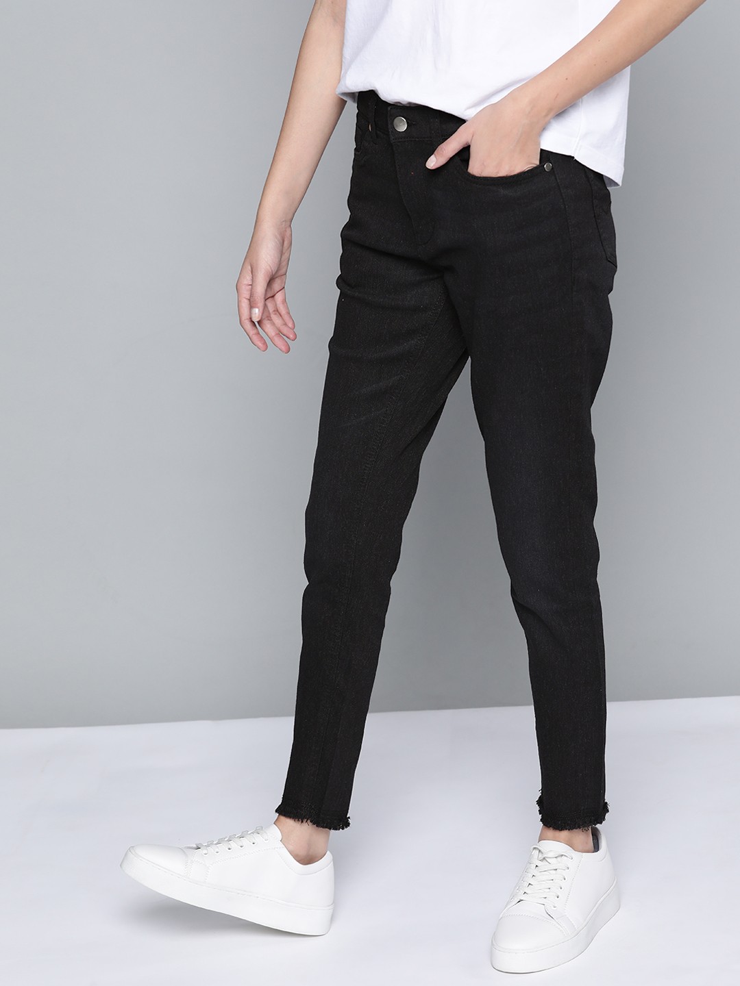 

Mast & Harbour Women Black Skinny Fit Stretchable Jeans