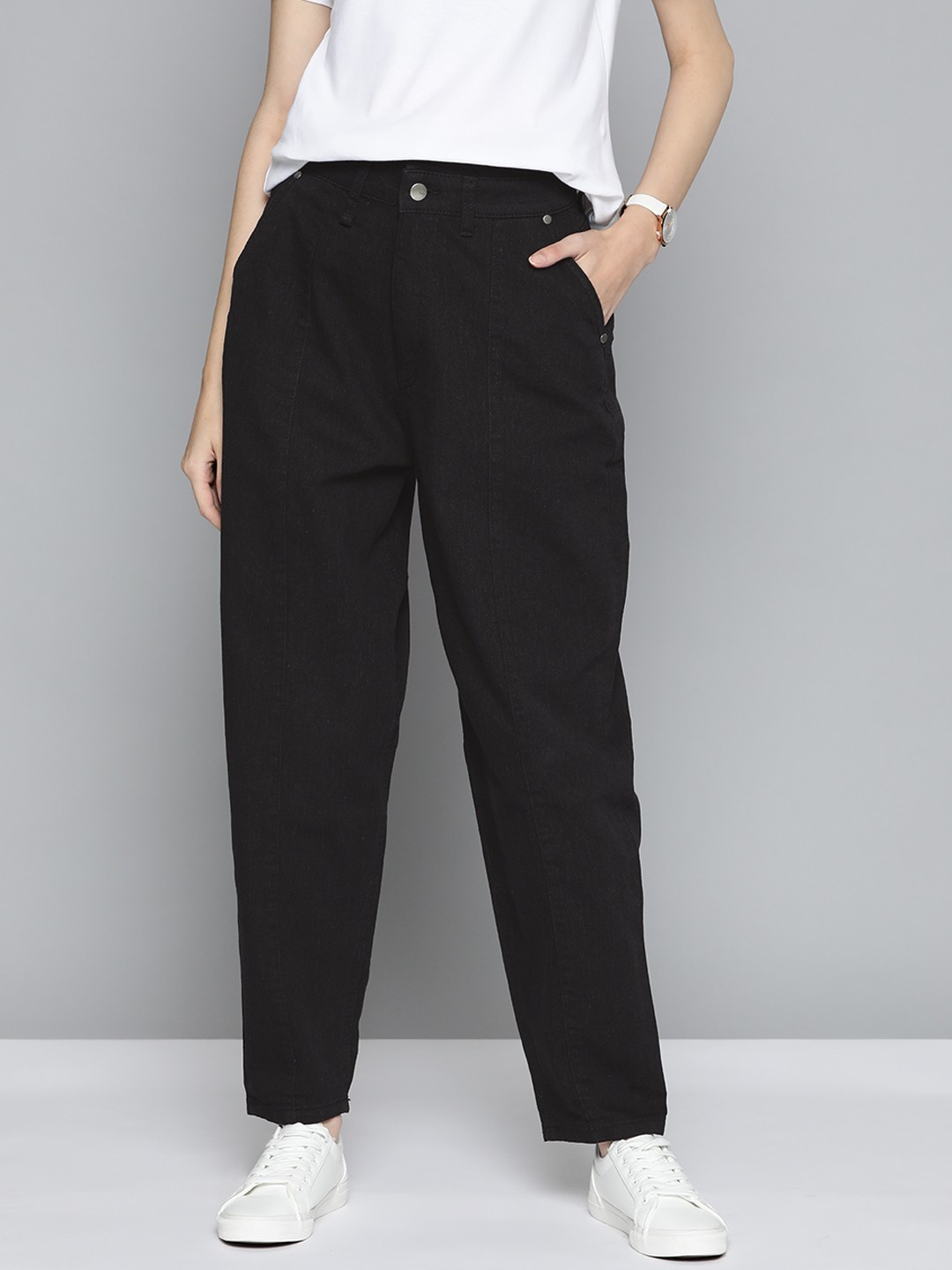 

Mast & Harbour Women Black Baggy Fit Stretchable Jeans