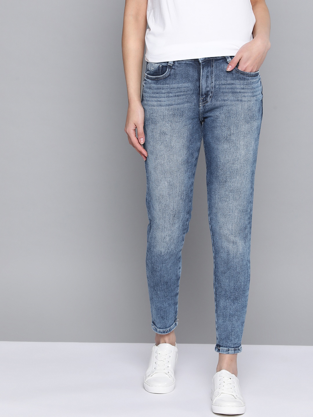 

Mast & Harbour Women Blue Skinny Fit Light Fade Stretchable Jeans