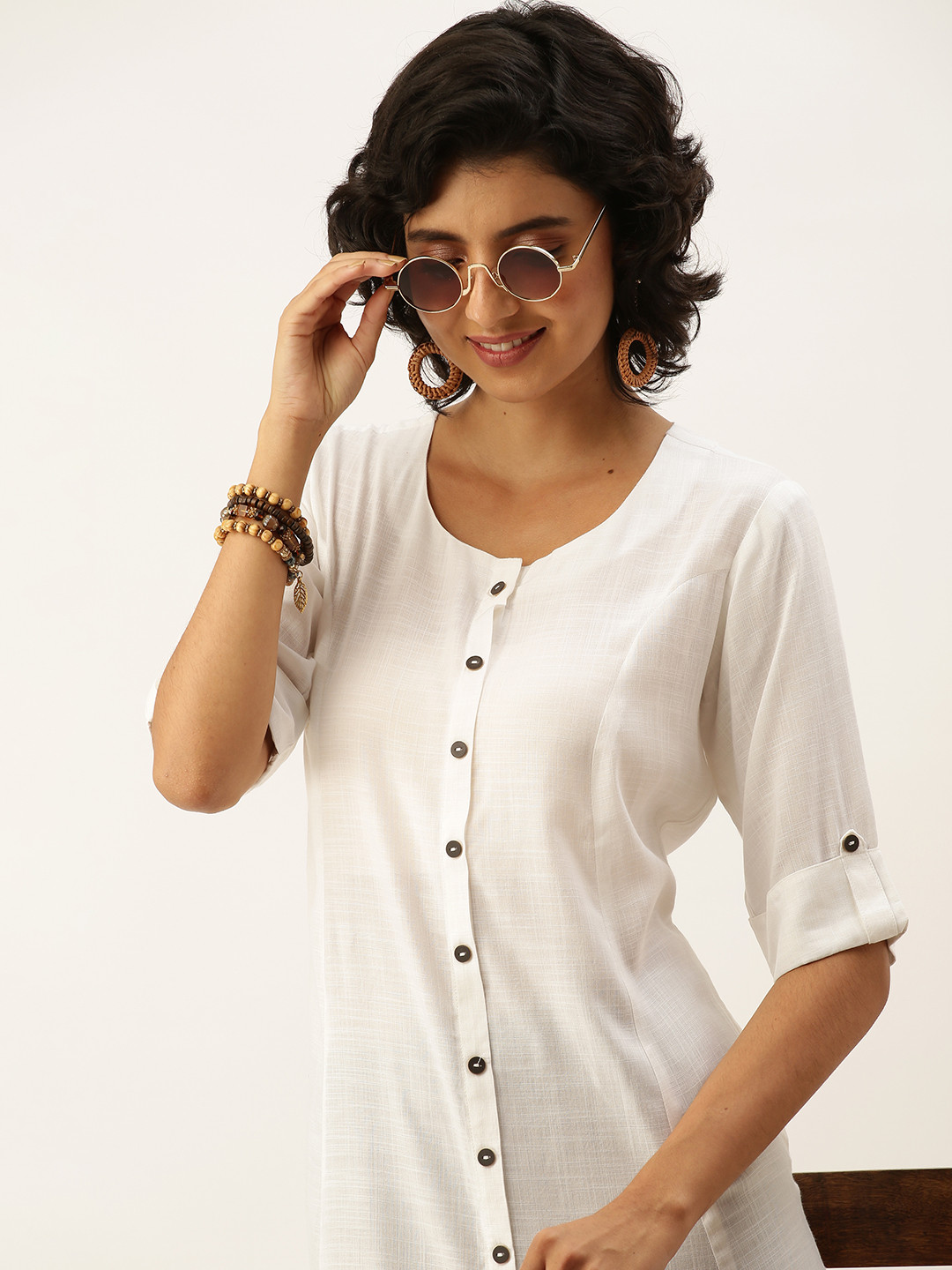 

ZOLA Women White Mirror Work Kurta