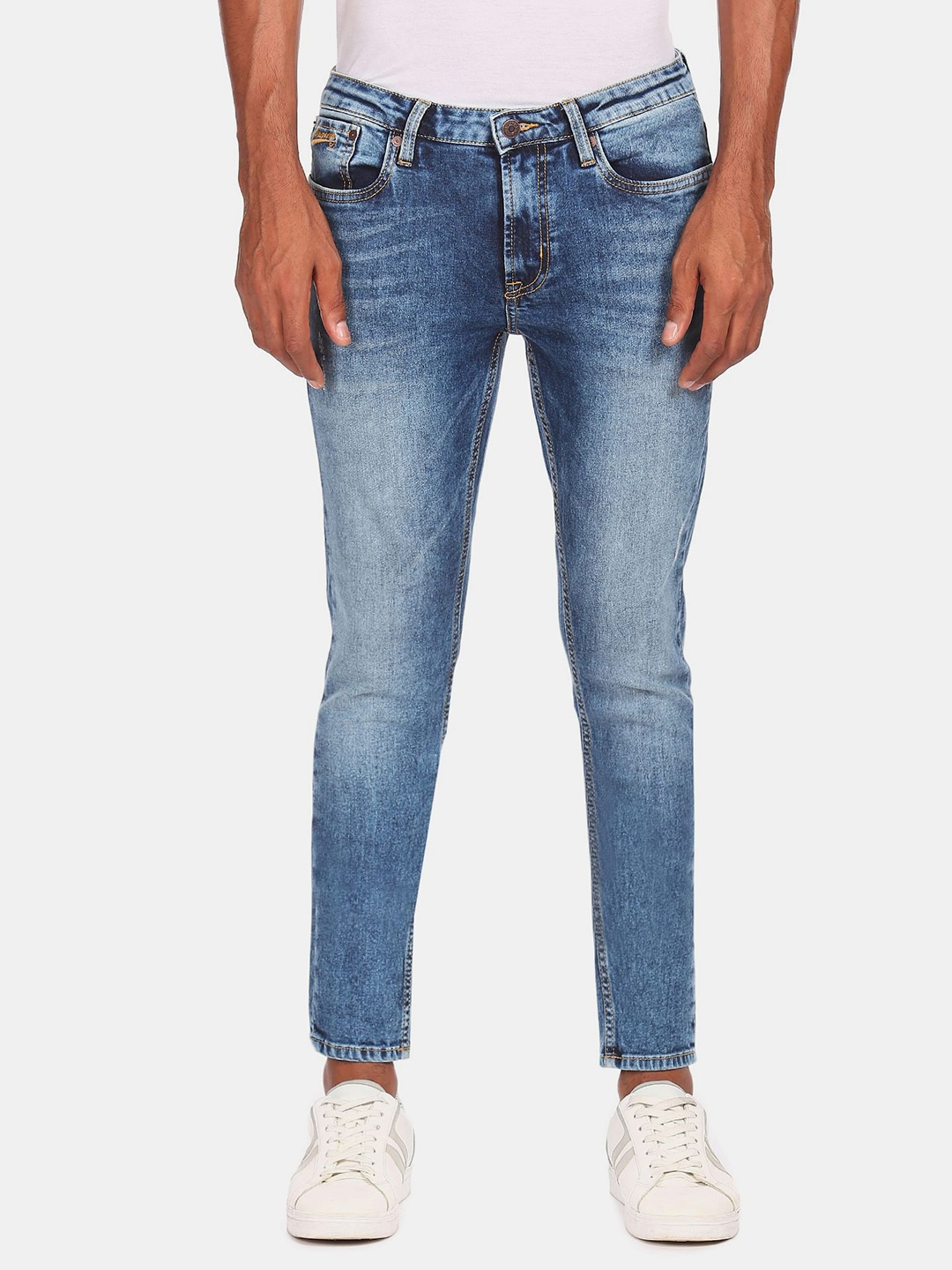 

Aeropostale Men Blue Super Skinny Fit Mildly Distressed Heavy Fade Jeans