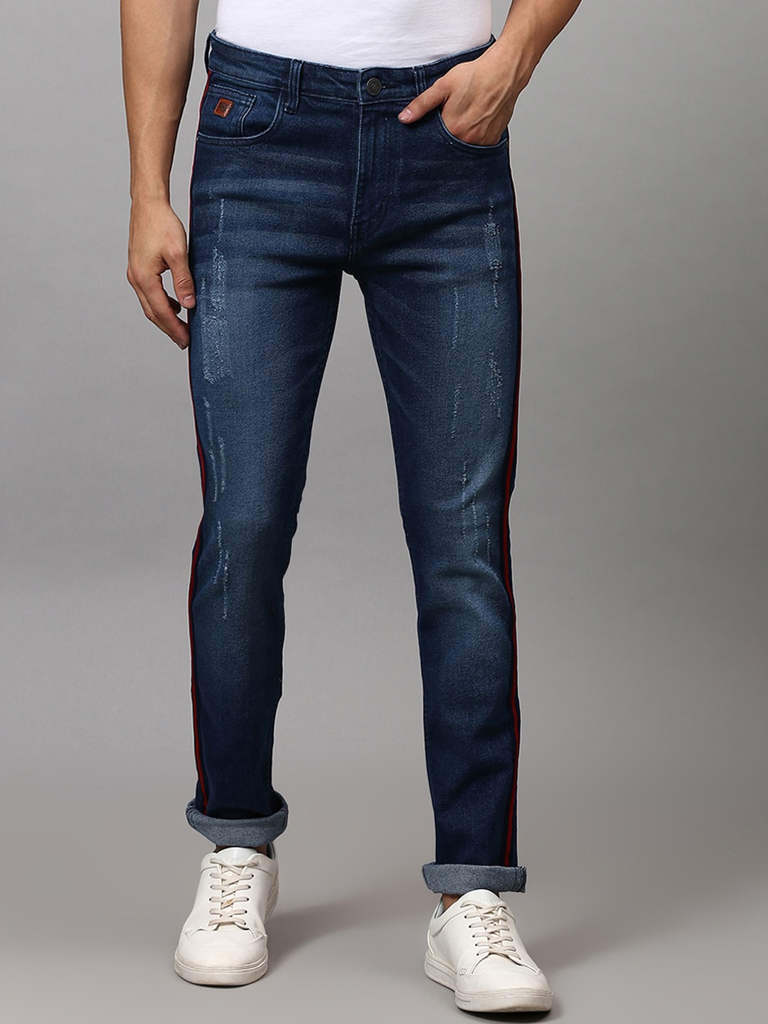 

Campus Sutra Men Blue Slim Fit Low Distress Light Fade Stretchable Jeans