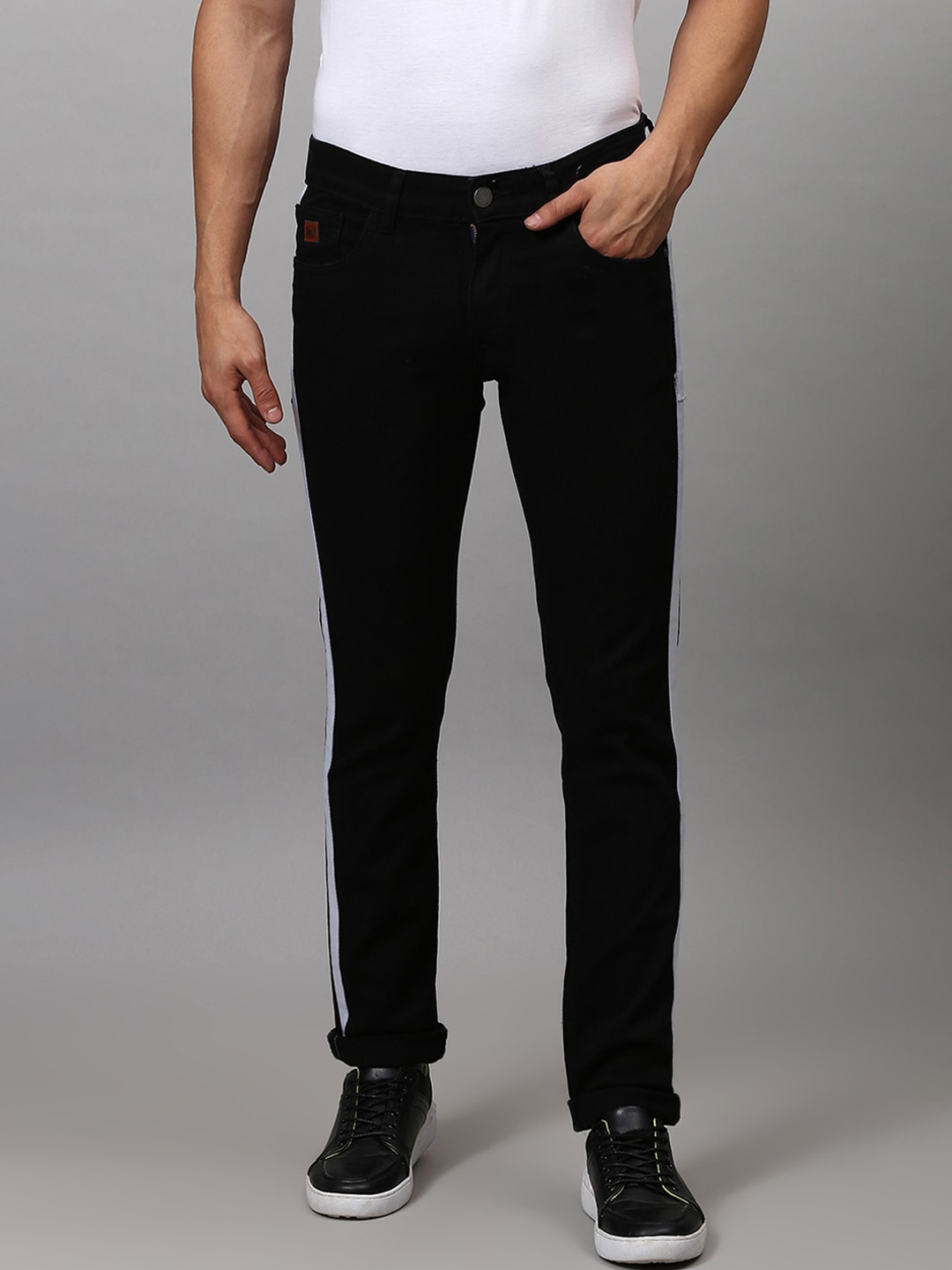 

Campus Sutra Men Black Slim Fit Stretchable Jeans