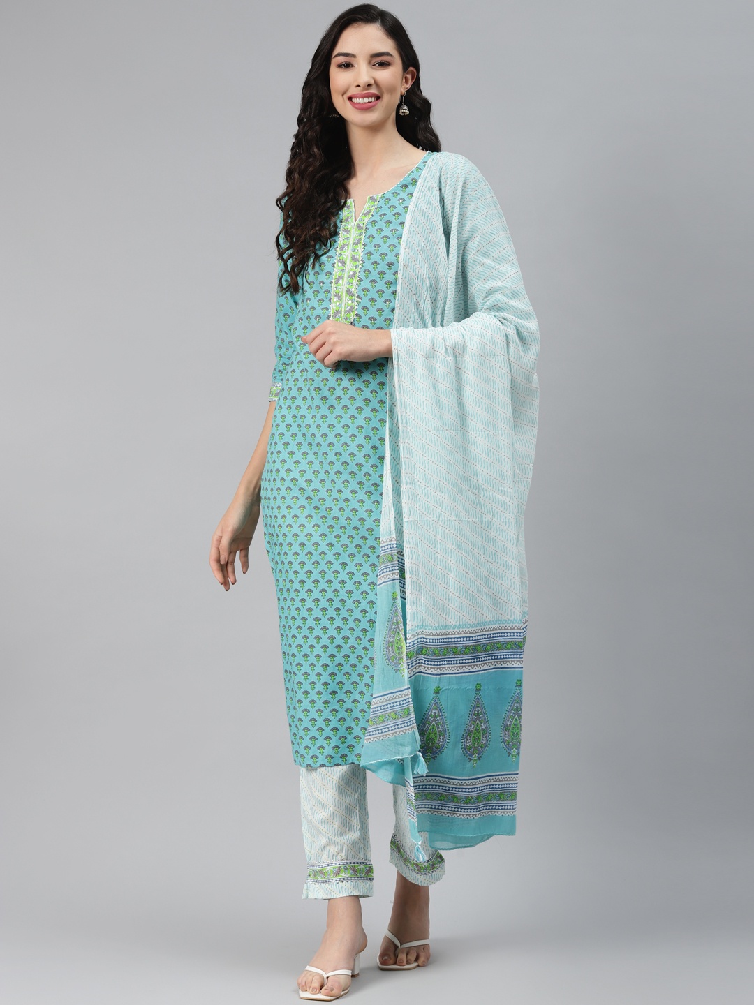 

Silai Bunai Women Sea Green Printed Regular Gotta Patti Pure Cotton Kurta with Trousers & With Dupatta