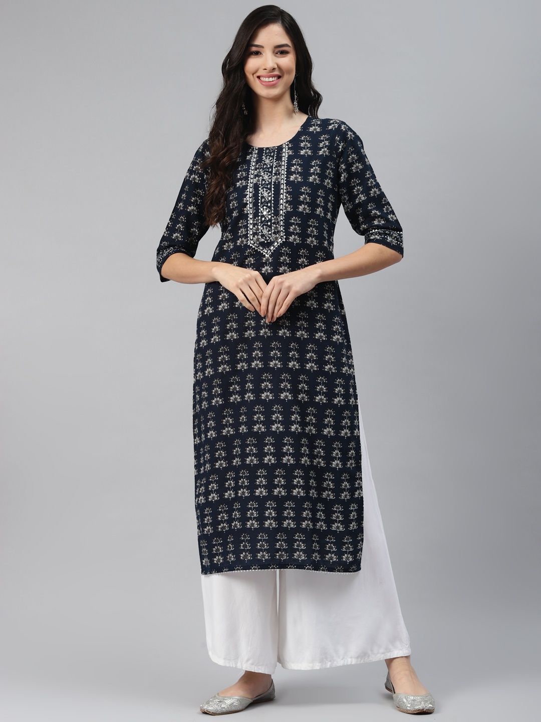 

Silai Bunai Women Blue & Grey Printed Straight Kurta