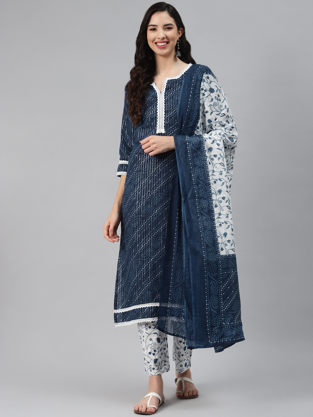 

Silai Bunai Women Blue Ethnic Motifs Printed Regular Pure Cotton Kurta with Trousers & With Dupatta
