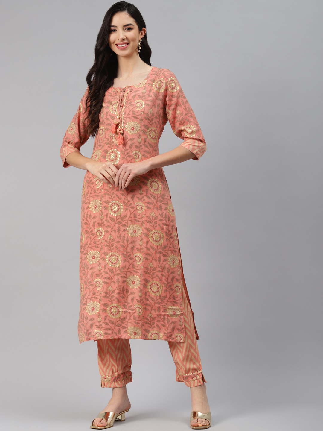 

Silai Bunai Women Pink Printed Regular Sequinned Kurta with Trousers