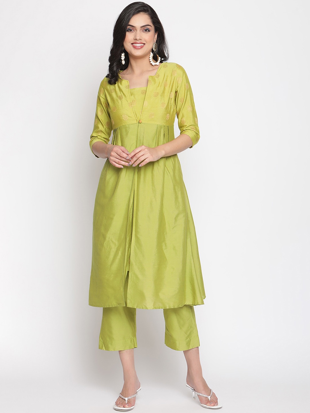 

Abhishti Women Green Woven Design Banarasi Kurta