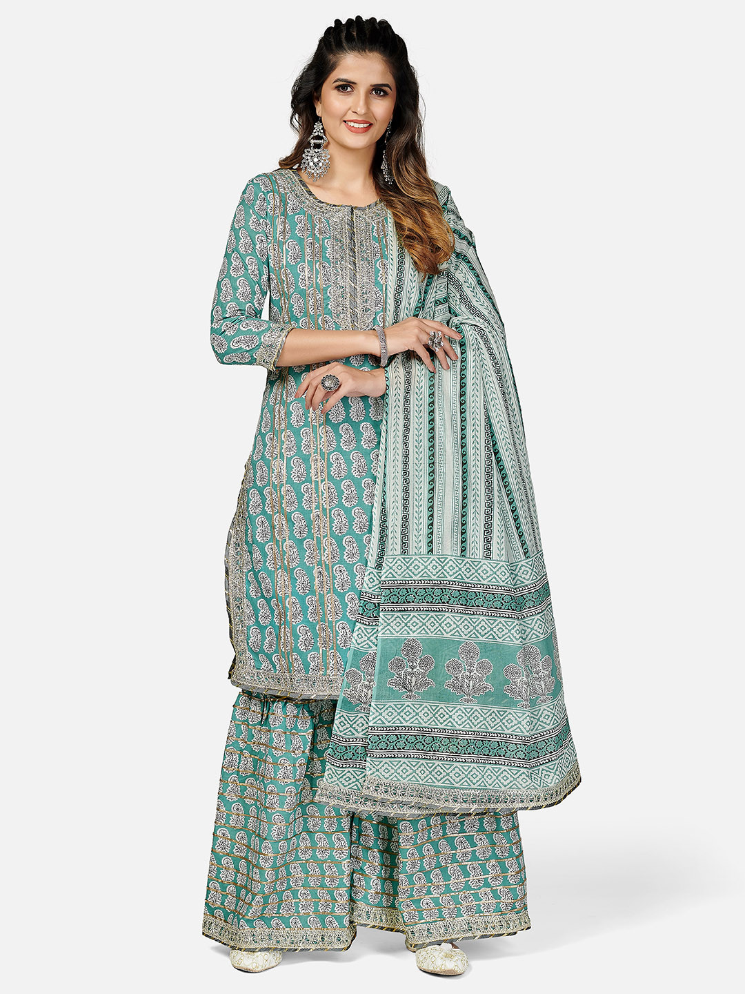 

Vbuyz Women Turquoise Blue & White Printed Gotta Patti Pure Cotton Kurta Set & Dupatta