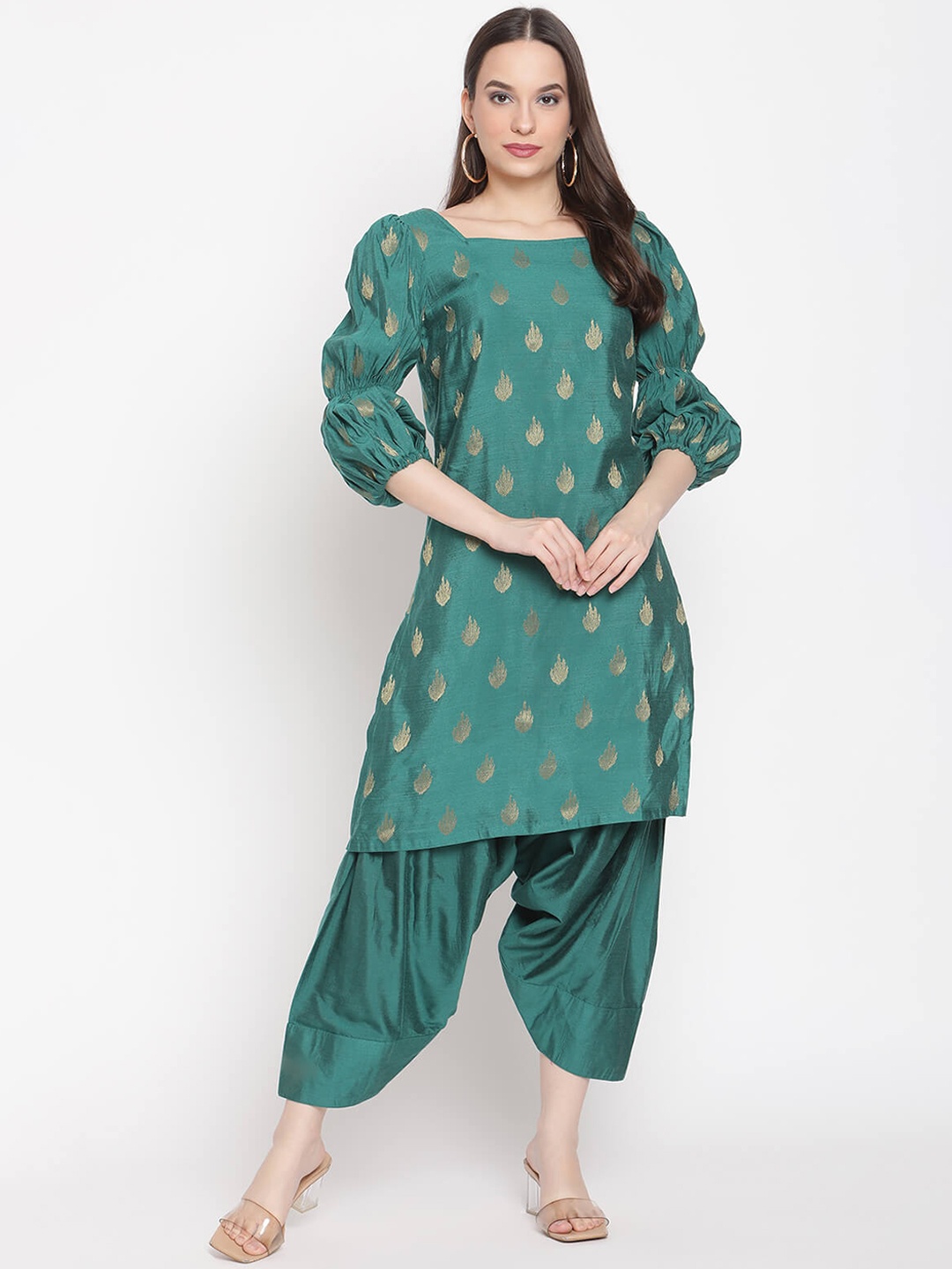 

Abhishti Women Green Ethnic Motifs Embroidered Kurta with Dhoti Pants & With Dupatta