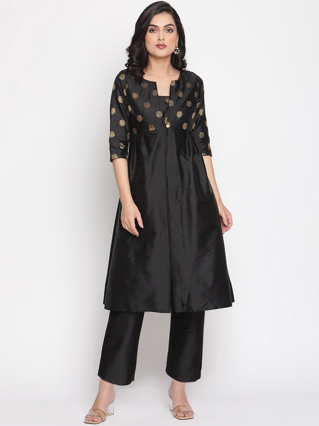 

Abhishti Women Black & Gold-Toned Printed Banarasi Kurta with Trousers & Jacket