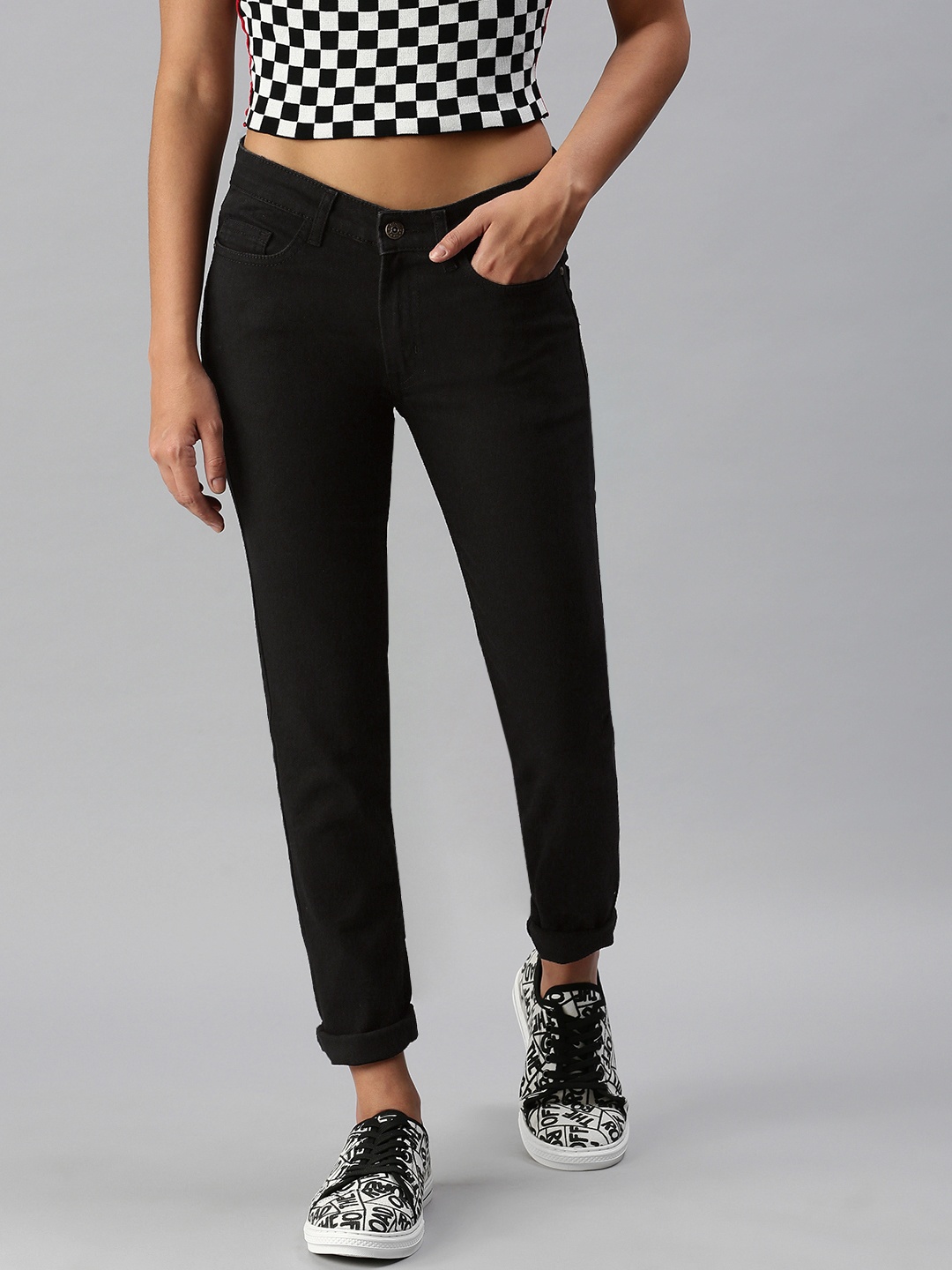 

abof Women Black Slim Fit Stretchable Jeans