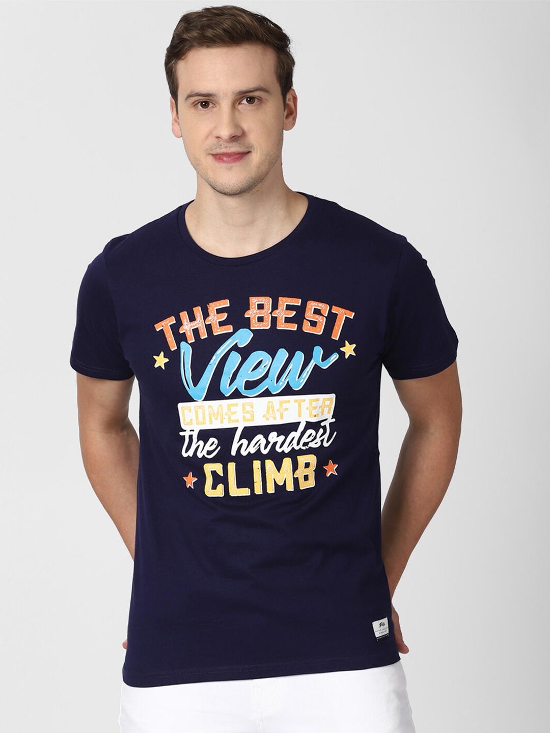

Peter England Casuals Men Navy Blue Typography Printed Applique T-shirt