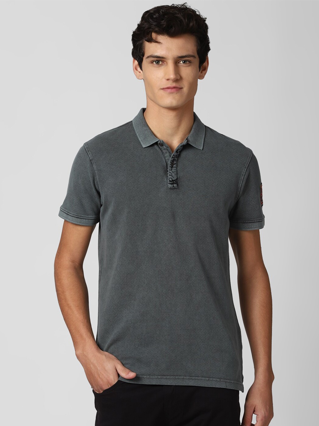 

Peter England Casuals Men Grey Polo Collar Applique T-shirt