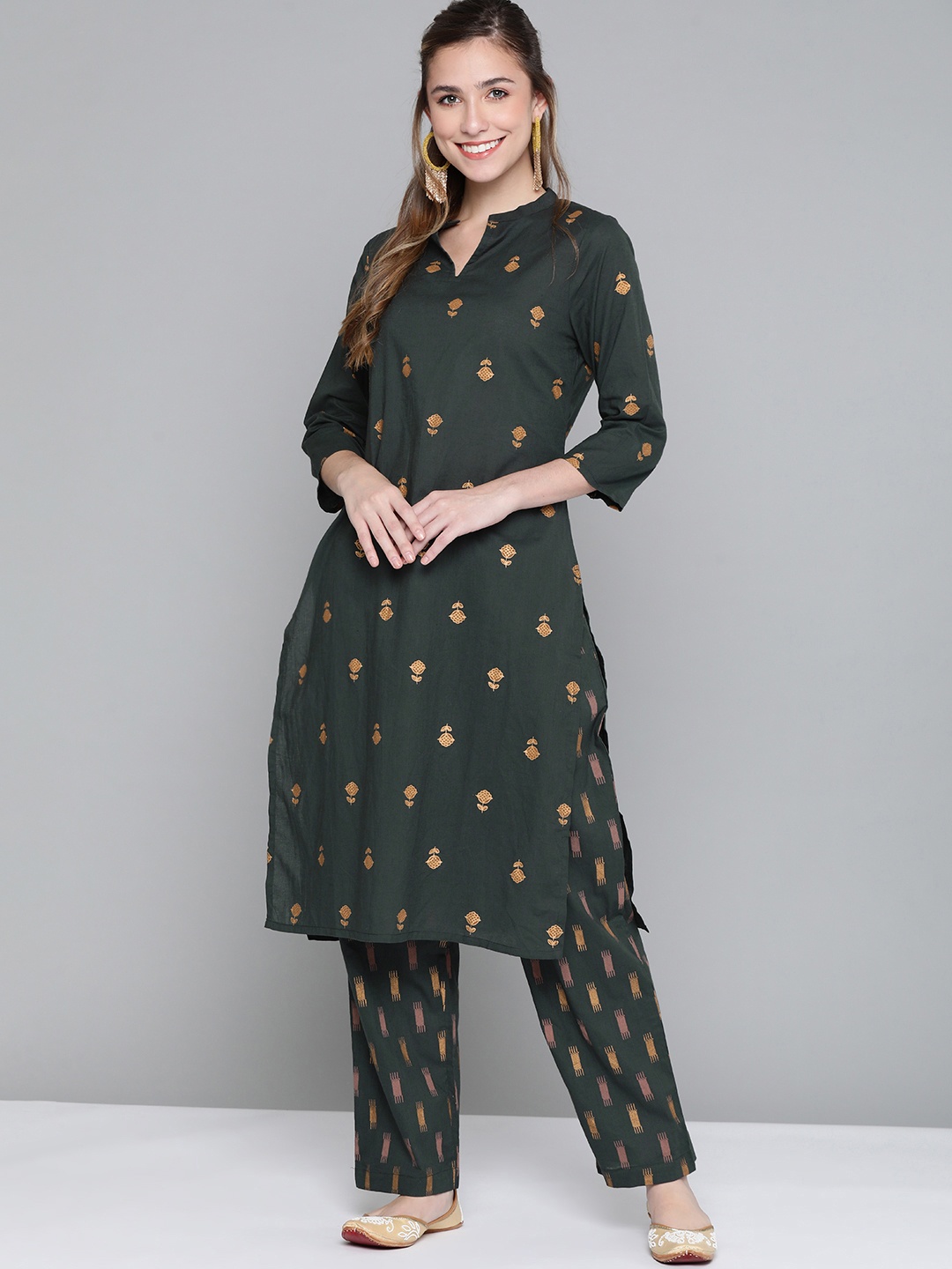 

HERE&NOW Women Green Floral Printed Regular Pure Cotton Kurta with Palazzos